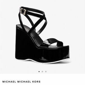 MICHAEL KORS SANDALS